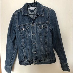 Tommy Hilfiger denim jean jacket size Medium